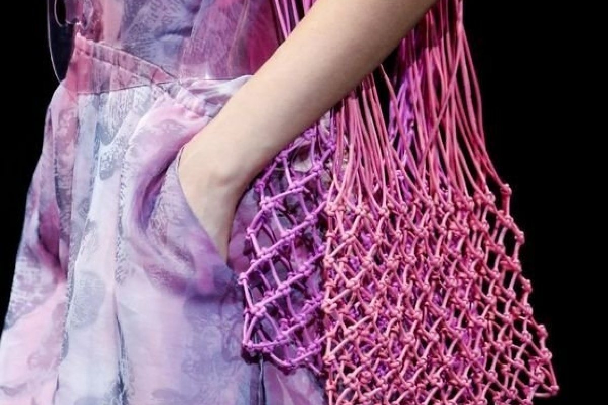 Macramê moderno: Conheça as bolsas artesanais e fashionistas