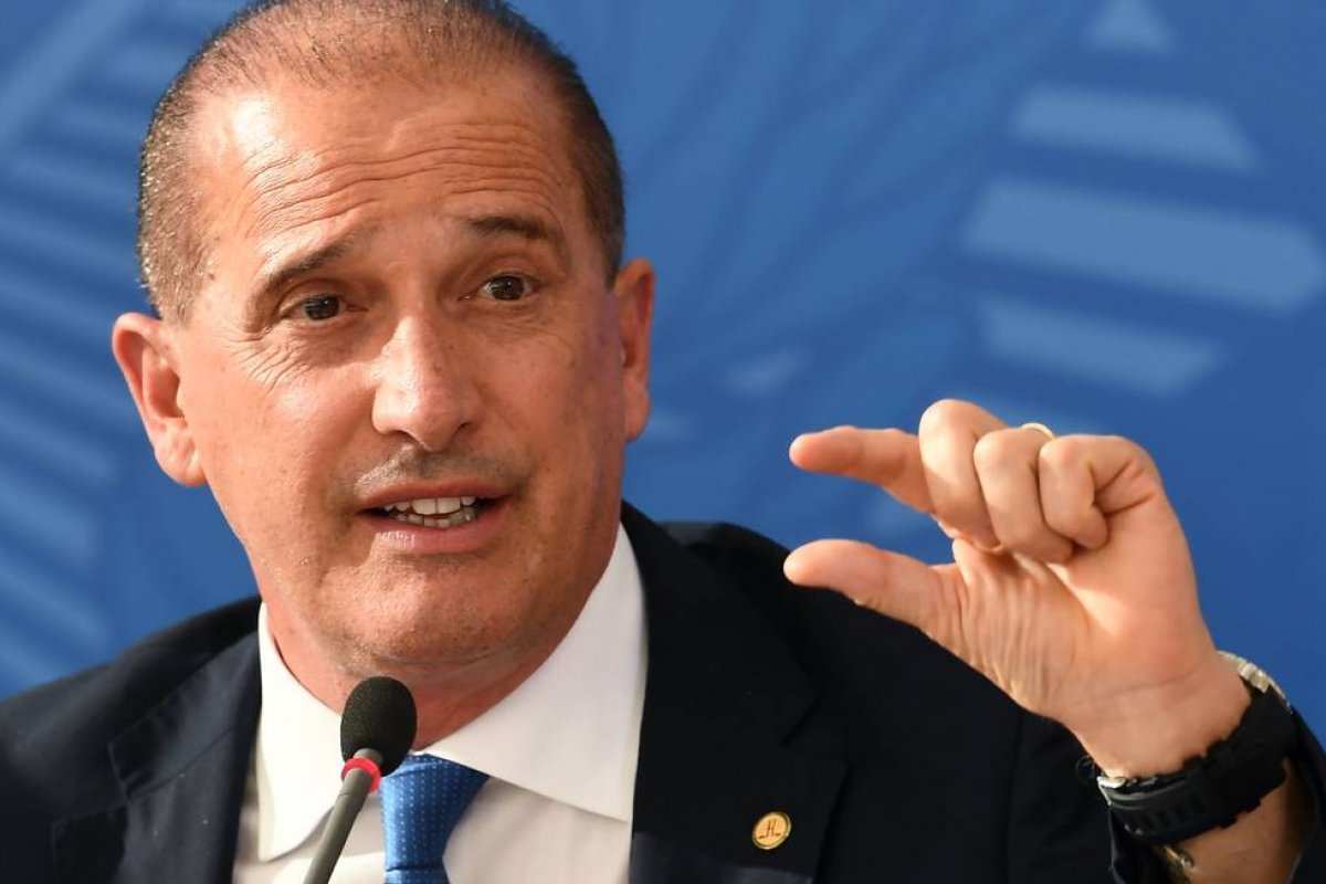 Onix Lorenzoni defende volta de financiamento privado de campanhas