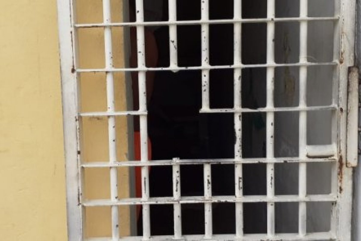 Polícia procura detento que fugiu de presídio em Feira de Santana