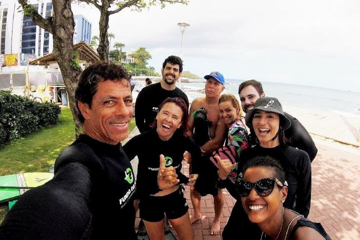 Um amor que vem do mar! Conheça o Fundo da Folia, projeto de recolhimento de lixo marinho