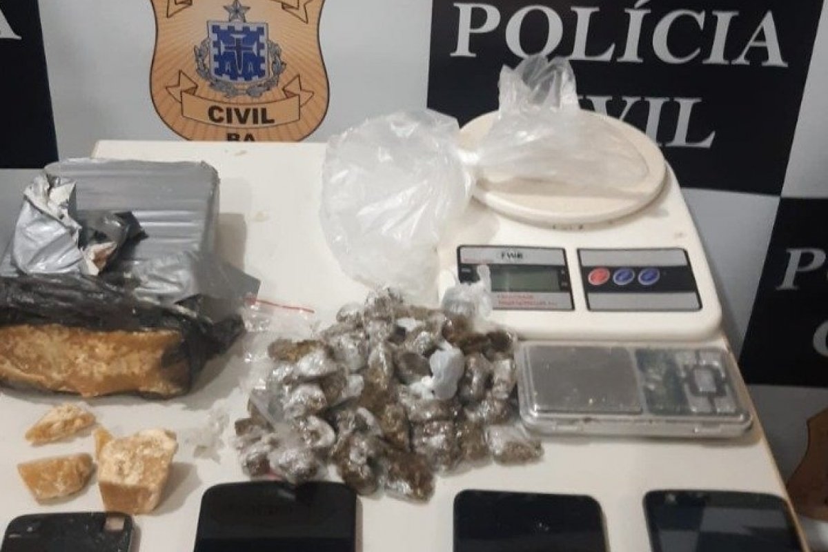 Polícia localiza imóvel usado para guardar droga no Recôncavo da Bahia