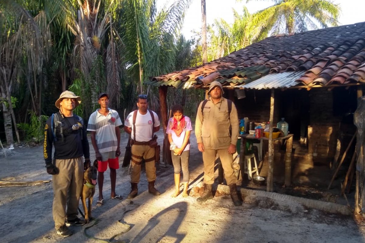 Jovem com problemas psicológicos é encontrada por cadela da PM após três dias de busca