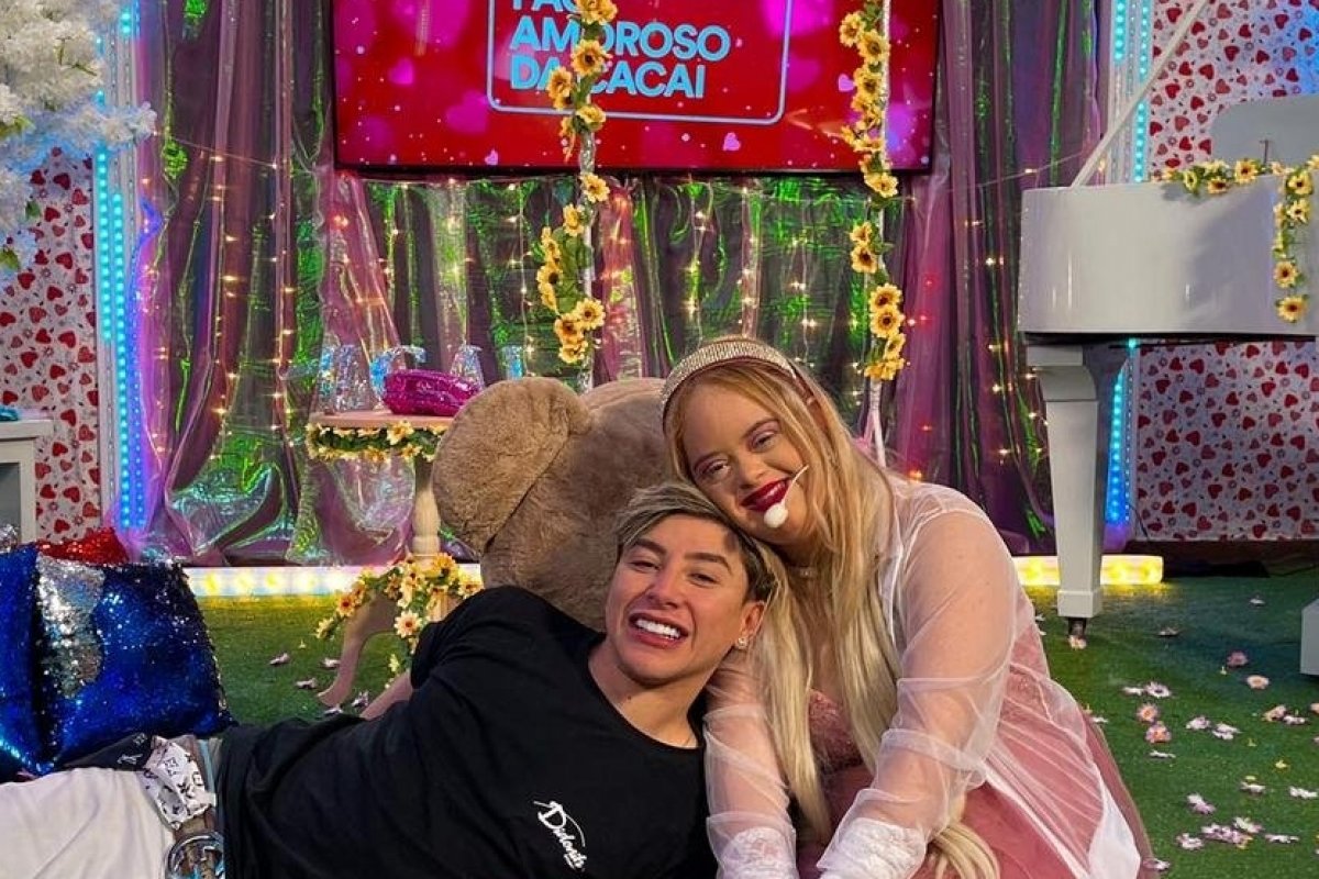 Cacai Bauer estreia série no Instagram