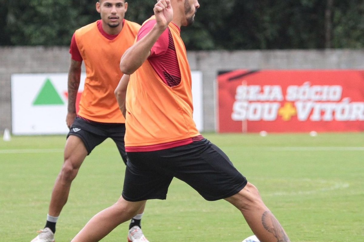 Vitória vai para terceiro confronto direto na luta contra degola