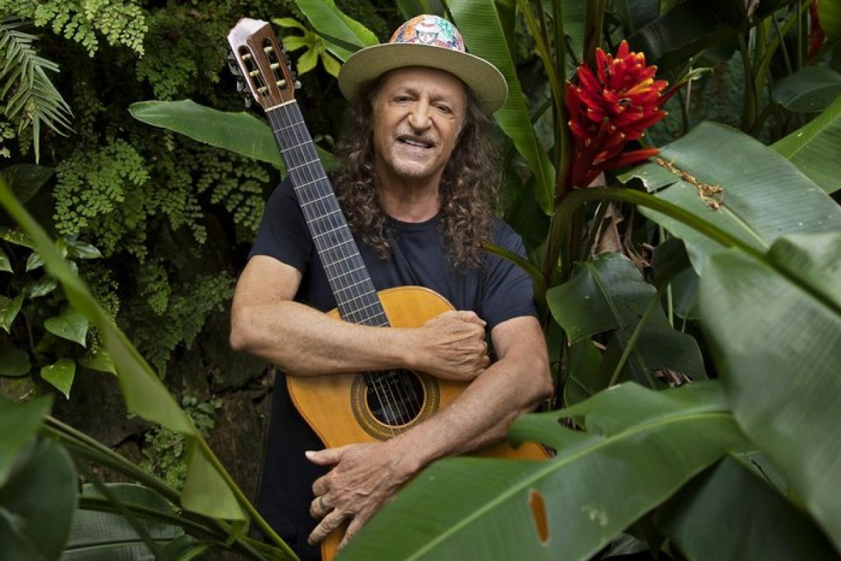 Alceu Valença lança "Saudade", com regravações de próprios sucessos