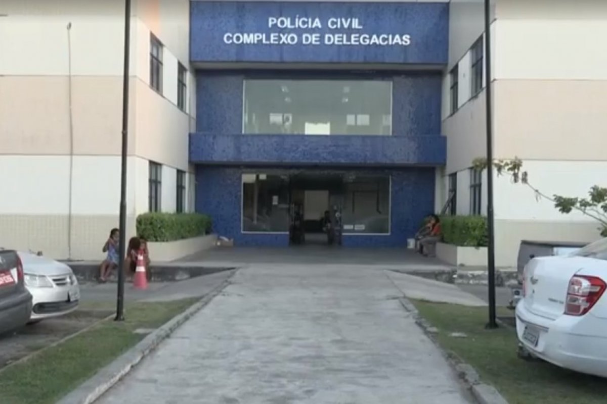 Homem morre dentro de bar em Feira de Santana