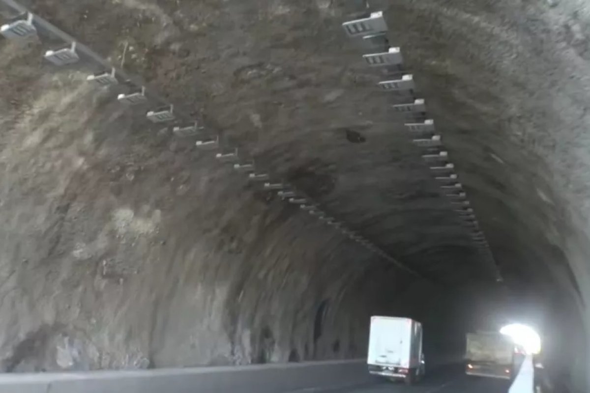 Furto de cabos de cobre causa prejuízos e risco para soteropolitanos