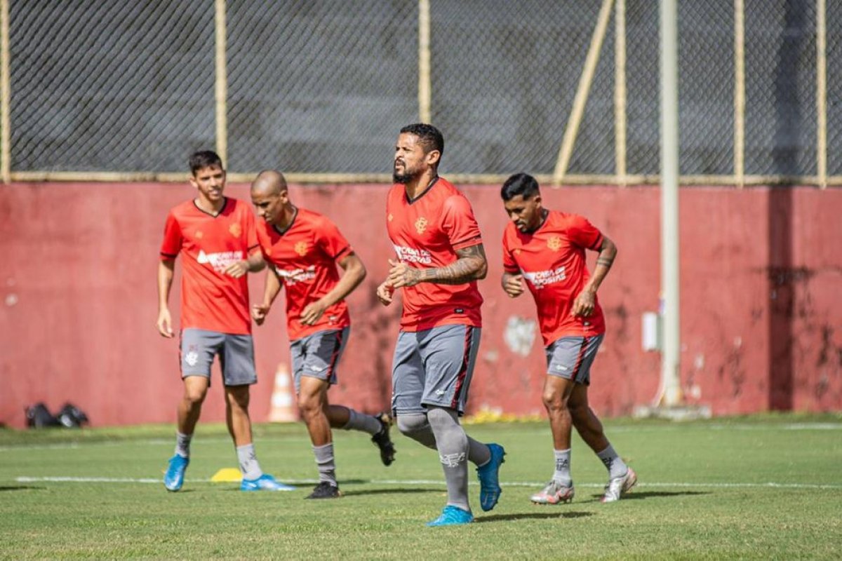 Vitória tenta hoje diante do CSA o primeiro triunfo fora de casa pela Série B