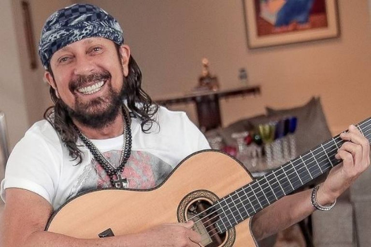 Bell Marques divulga live para o Dia dos Pais