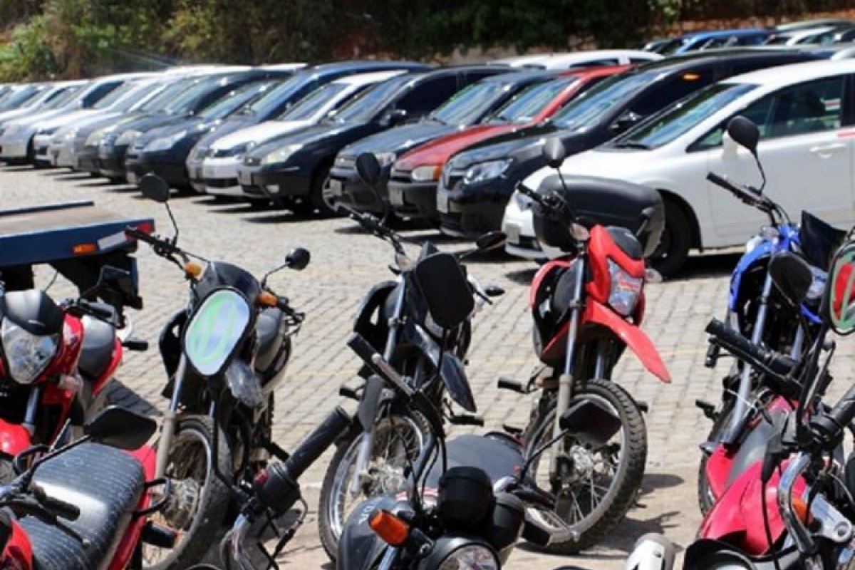 Transalvador realiza leilão de veículos no dia 30 de setembro