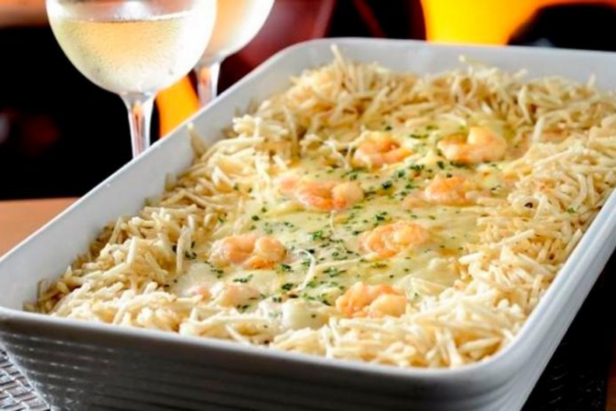 Em vitória contra Coco Bambu, juíza determina que restaurante pode servir "camarão internacional"