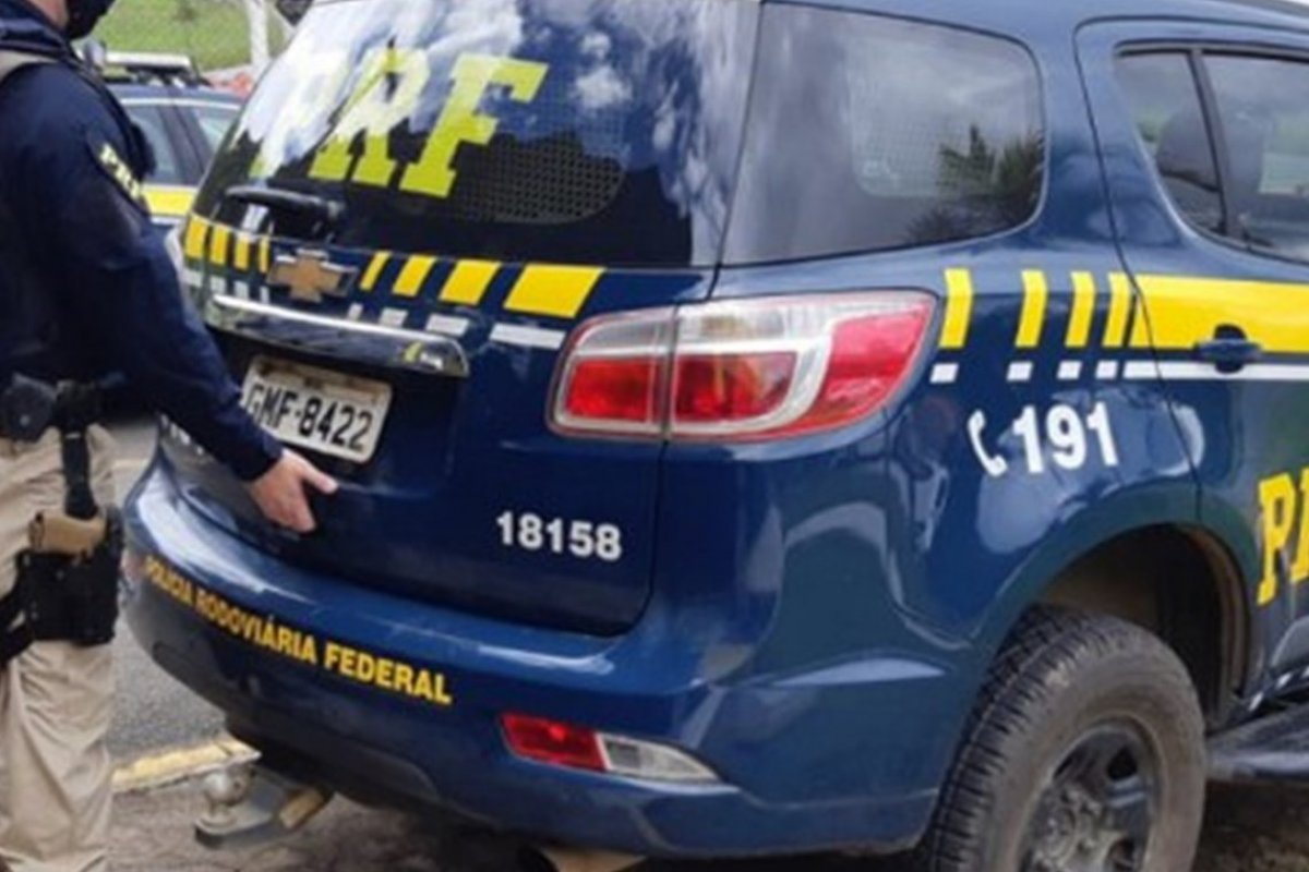 Motorista é preso em flagrante na BR 101 por dirigir embriagado