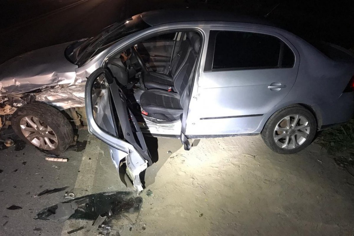 Segundo PRF, cinco pessoas ficam feridas após batida entre três carros no sul da Bahia