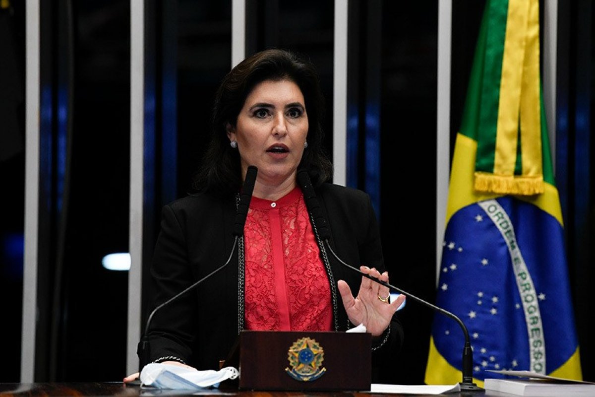 Podcast O Lado B de Brasília - Simone Tebet: navegar é preciso, viver não é preciso