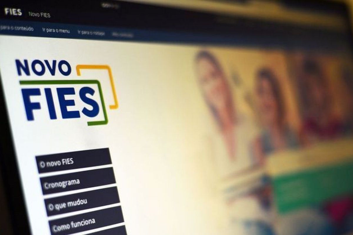 MEC abre as inscrições para o Fies do 2º semestre nesta terça-feira (27)