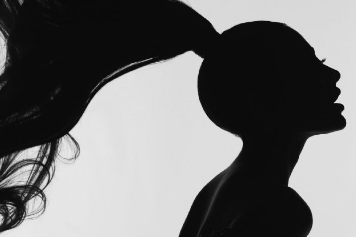 Cantora Ariana Grande é o novo rosto da Givenchy