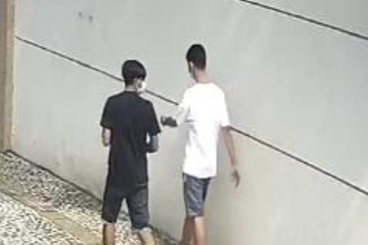 Vídeo: jovens tentam roubar mais um prédio de luxo em Salvador