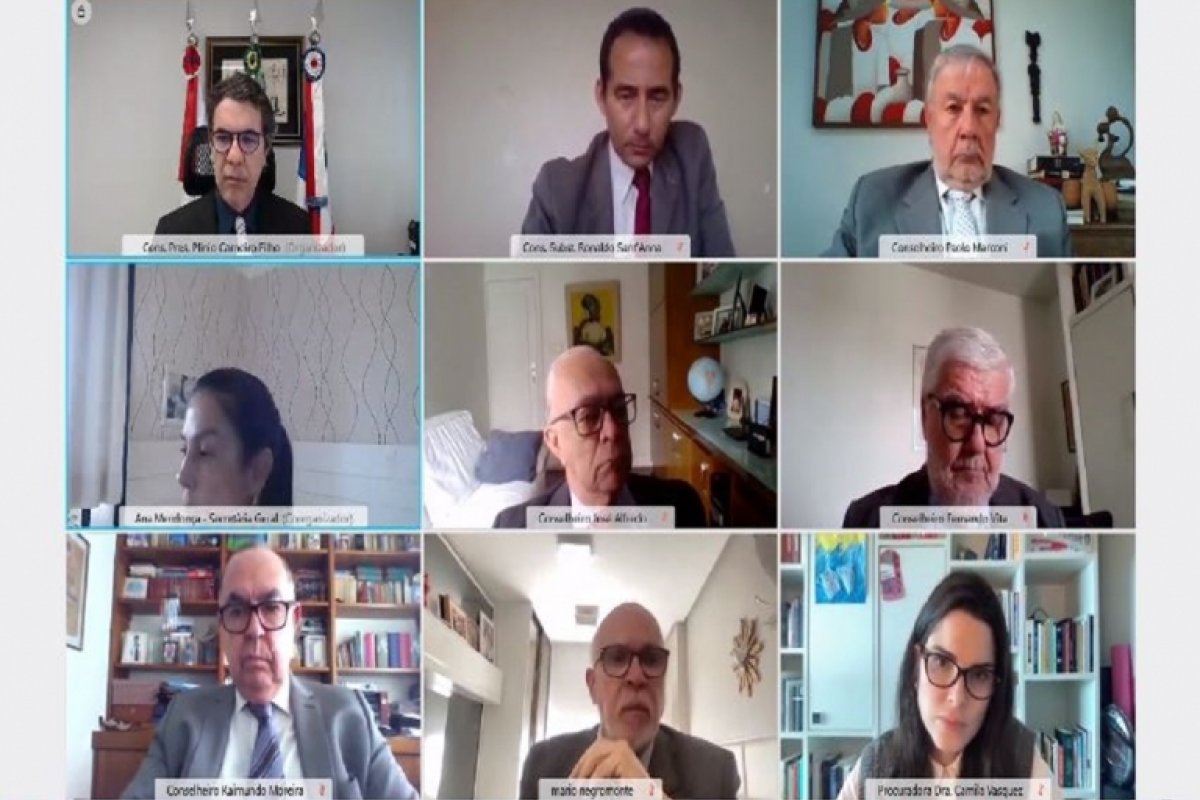 Prefeito de Ilhéus sofre representação ao Ministério Público Estadual