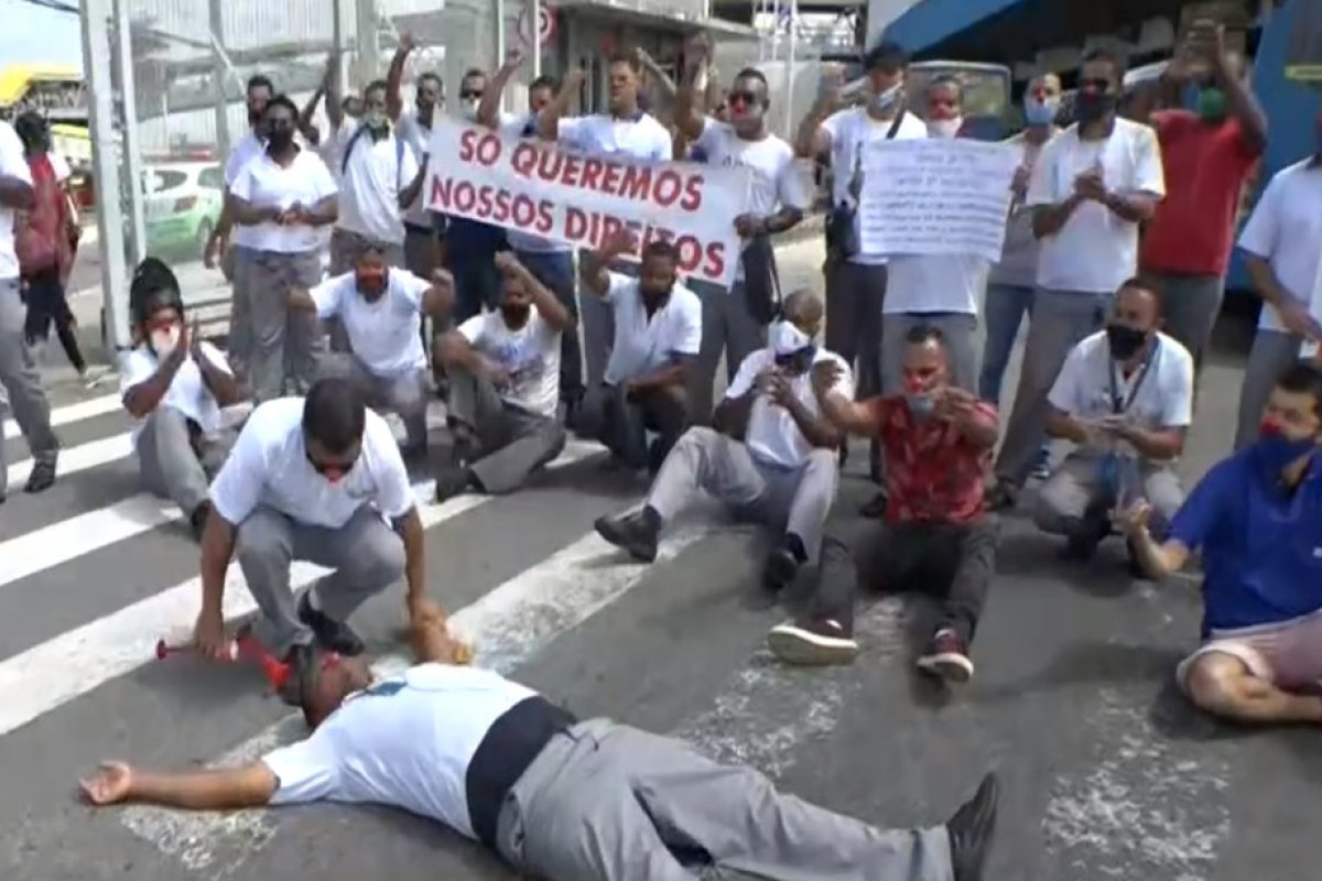 De braços cruzados: prefeitura condiciona pagamento de dívidas dos rodoviários a certificado da justiça