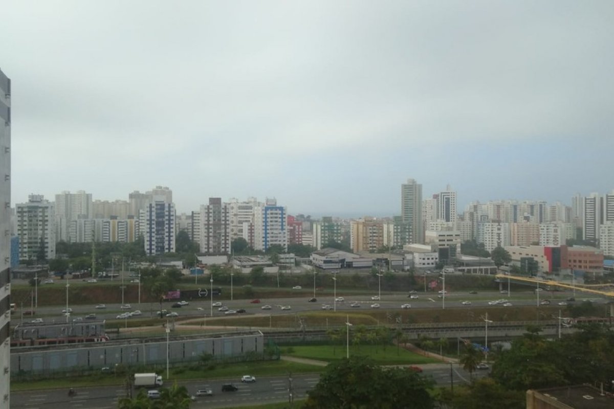 Salvador e região metropolitana registram neblina nesta quinta-feira (29)