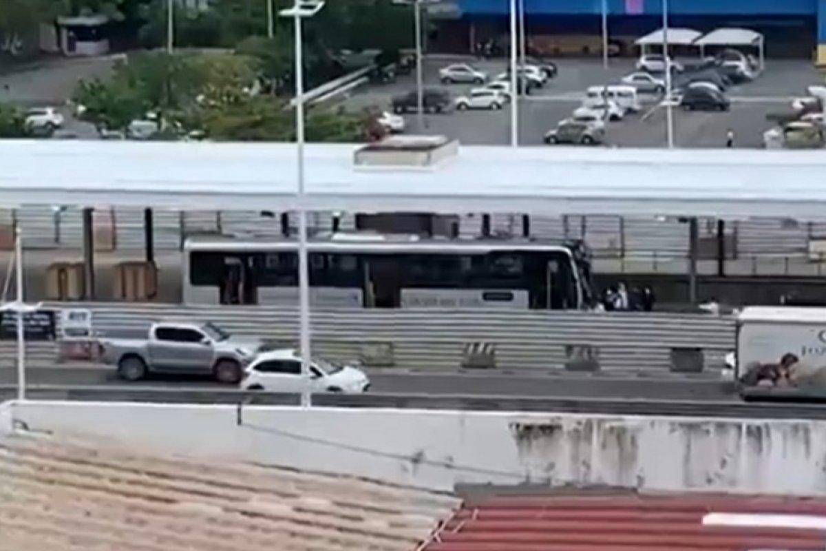 Prefeitura realiza primeiro teste para avaliar estações do BRT em Salvador