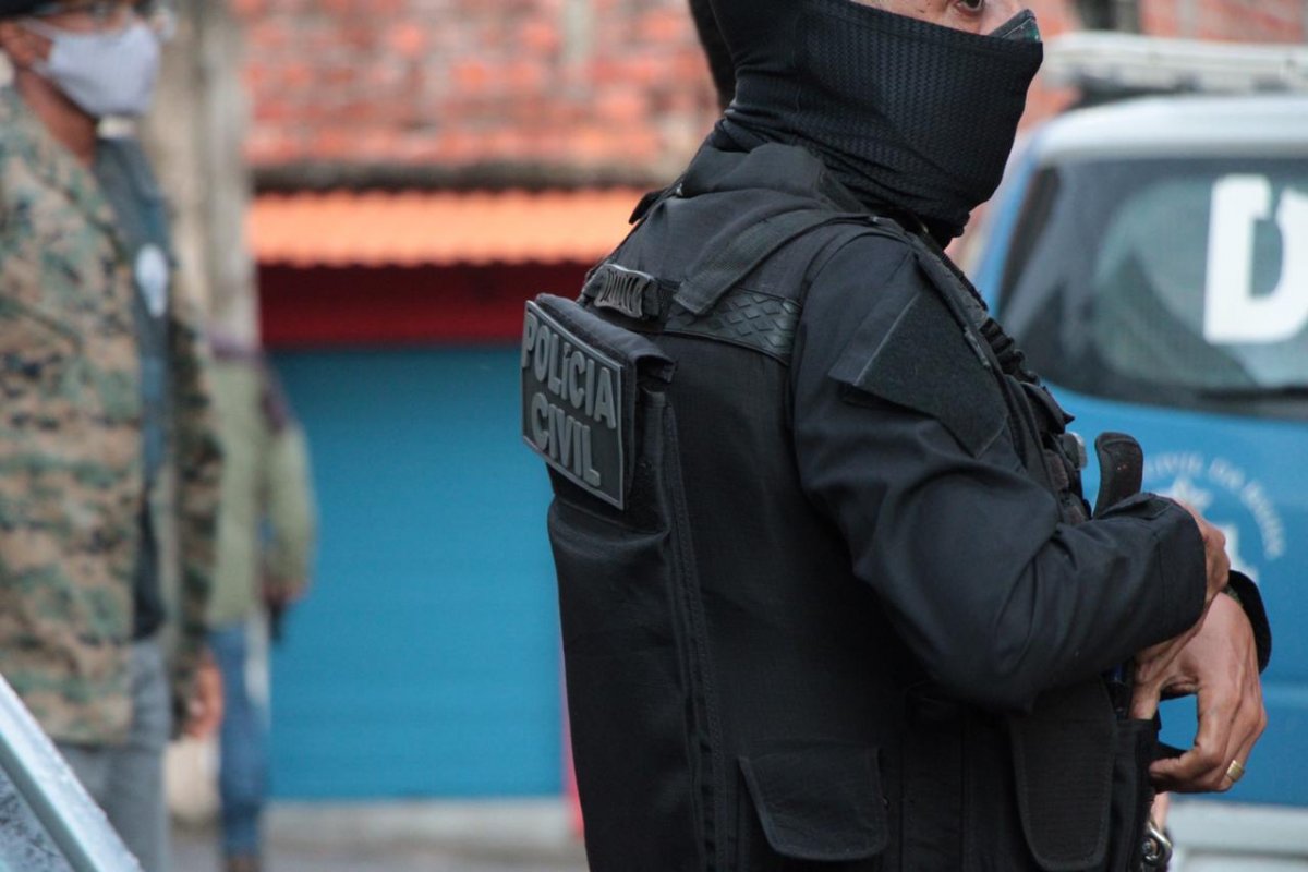 Homem acusado de estuprar mulher é preso em Feira de Santana