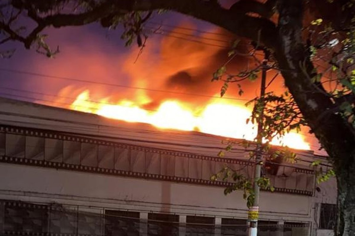 Vídeo: Incêndio atinge prédio da Cinemateca Brasileira, em São Paulo