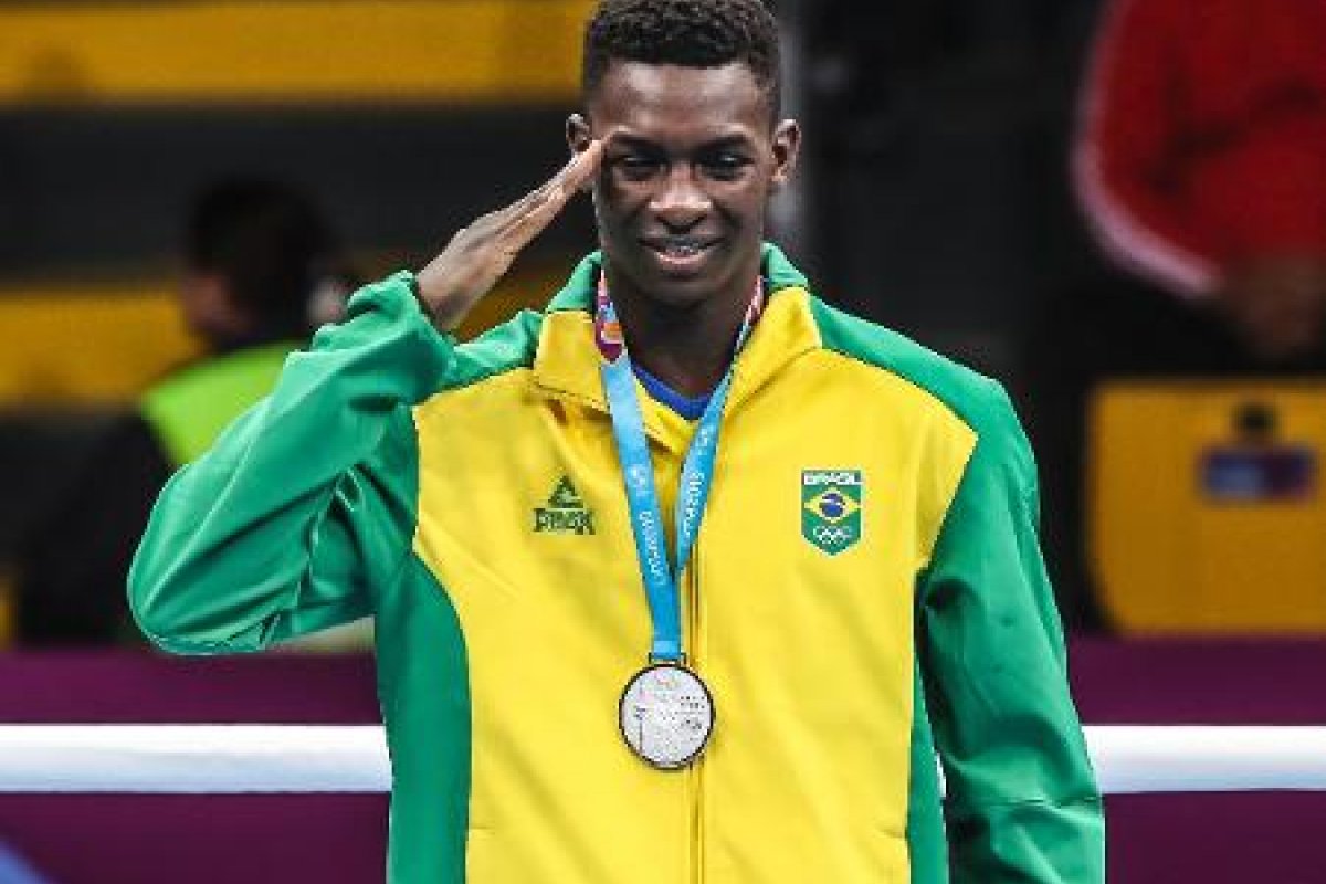 Baiano Keno Marley perde nas quartas de final do boxe e está eliminado das Olimpíadas