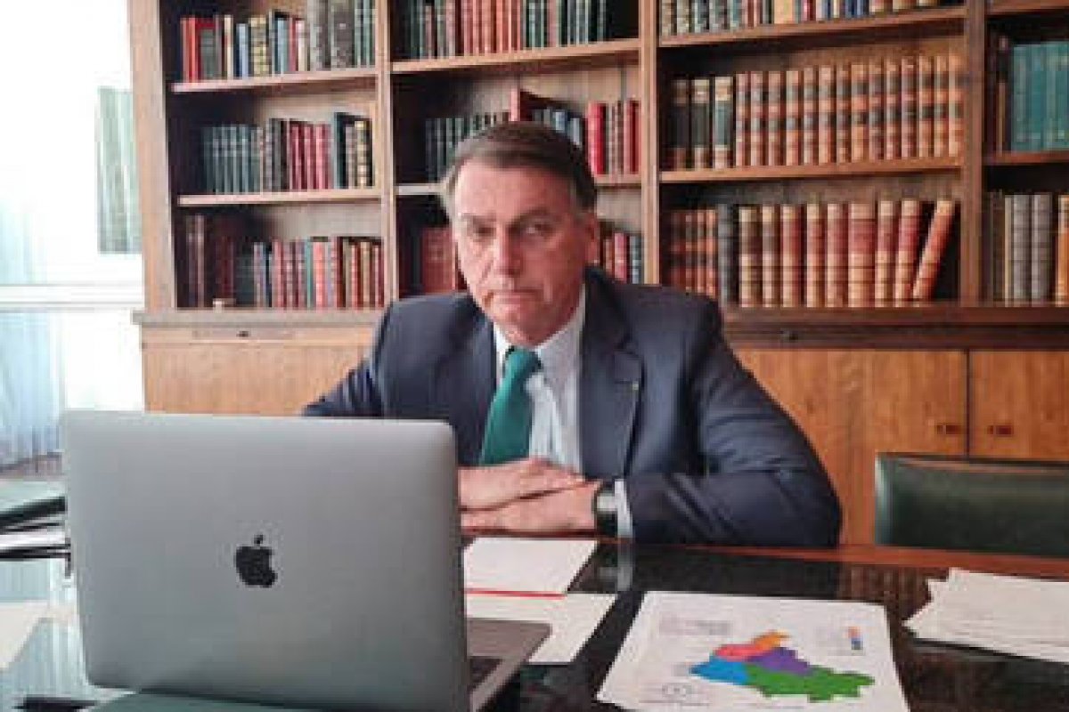 "Não queremos mais sacrifício", disse Bolsonaro sobre impostos no Brasil
