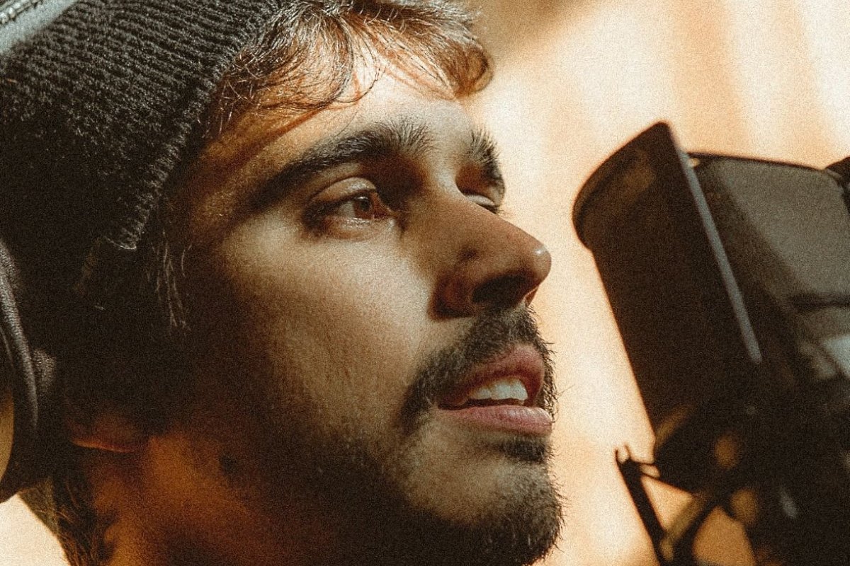 Baiano Fe Lira lança álbum autoral "Meu Jeito de Ser"