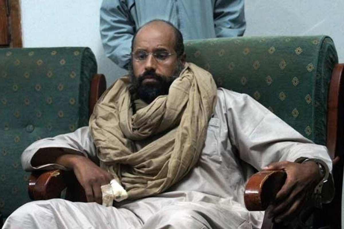 Filho de Kadafi sugere que pode concorrer à presidência da Líbia