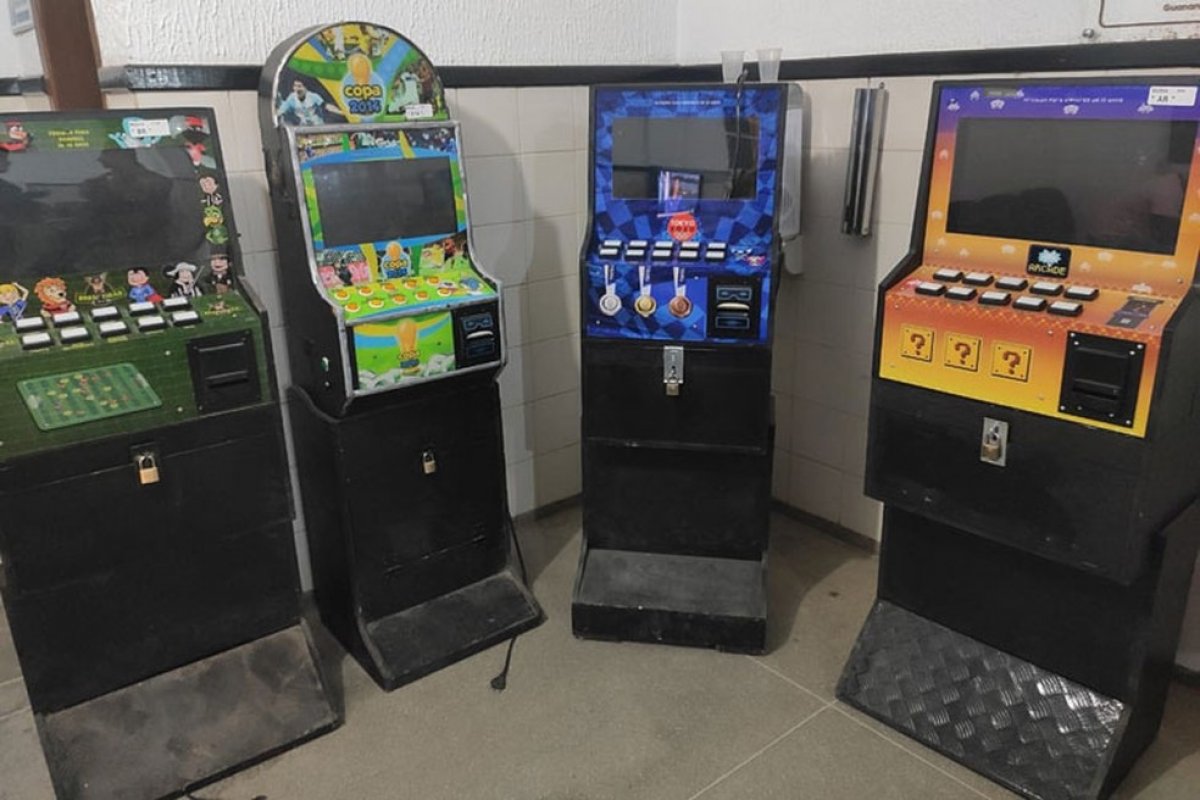 Dono de bar é preso por porte ilegal de arma de fogo em Guanambi