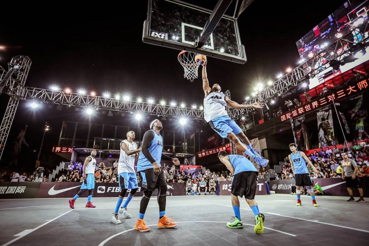 Farol da Barra recebe arena de basquete 3x3