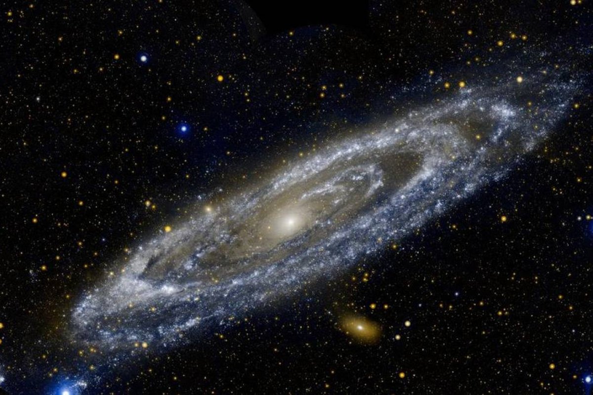 Cientistas captam imagem mais detalhada da galáxia de Andrômeda