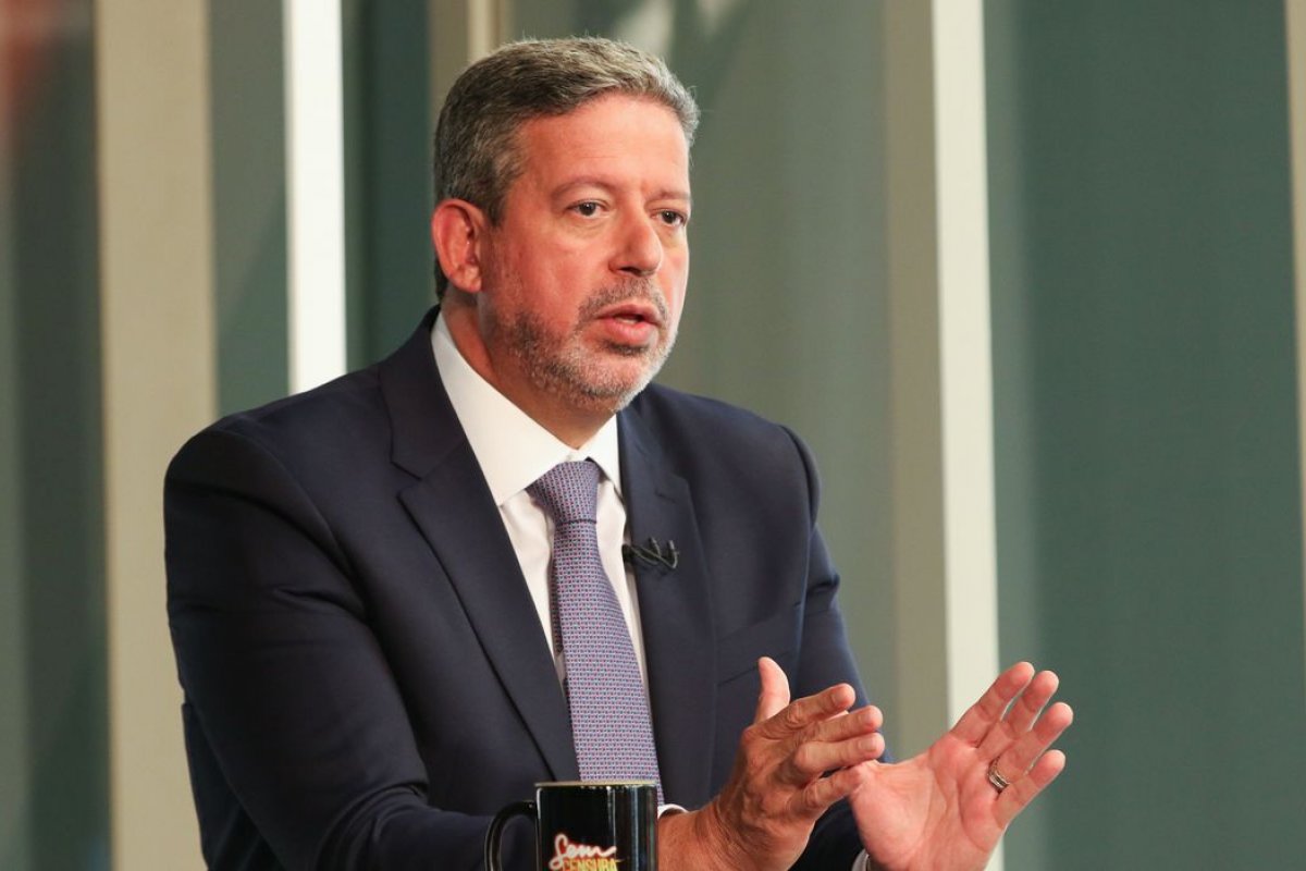 Câmara espera votar reforma administrativa ainda este mês, diz Arthur Lira