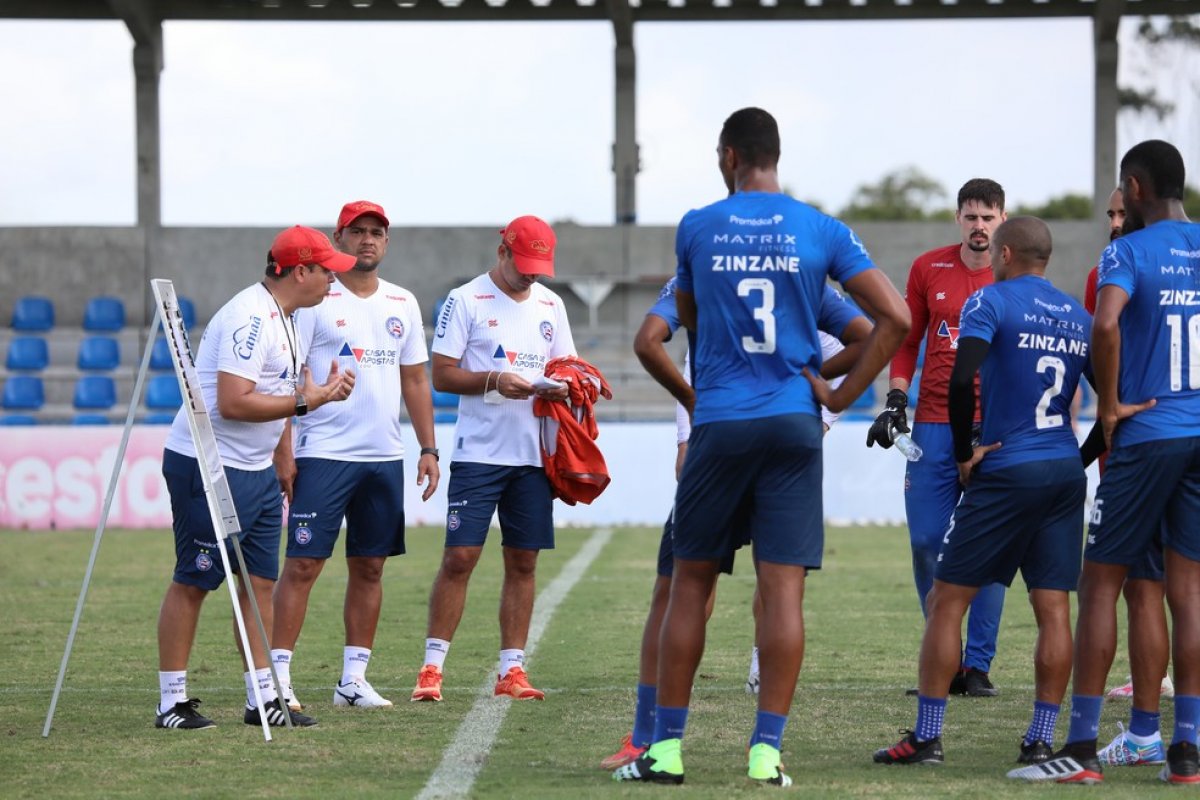 Bahia tenta por fim a crise diante do Atlético-MG pelas oitavas da Copa do Brasil