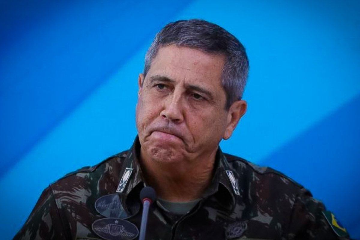 TCU determina que Braga Netto e Guedes se expliquem sobre dinheiro do SUS usado em gastos militares