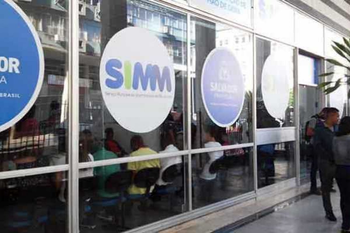 SIMM oferece 25 vagas temporárias nesta terça-feira (14)