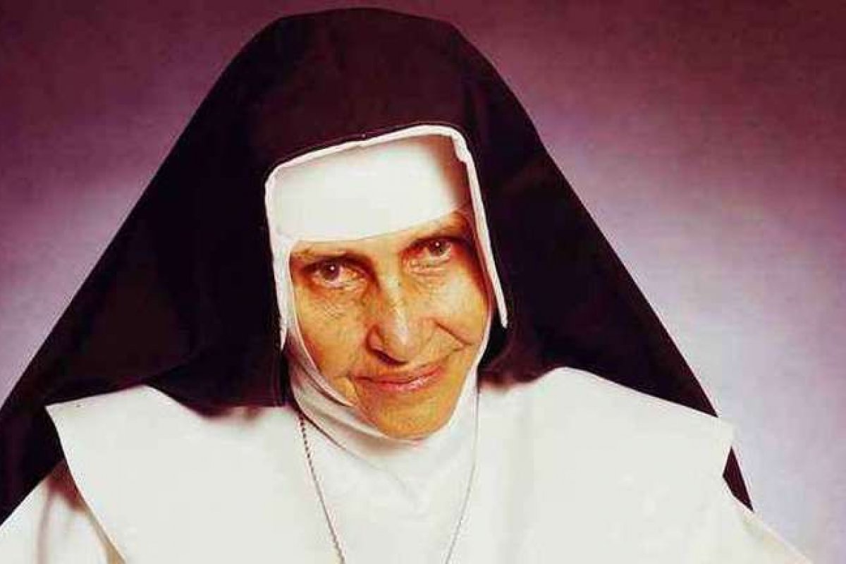 Vaticano muda igreja onde será primeira missa em honra à Irmã Dulce