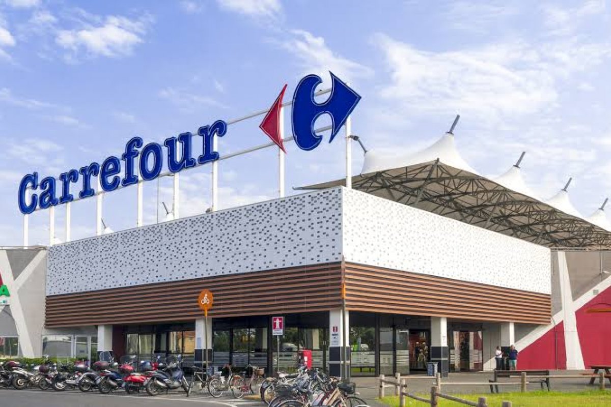 Grupo Carrefour irá contratar refugiados em todo Brasil