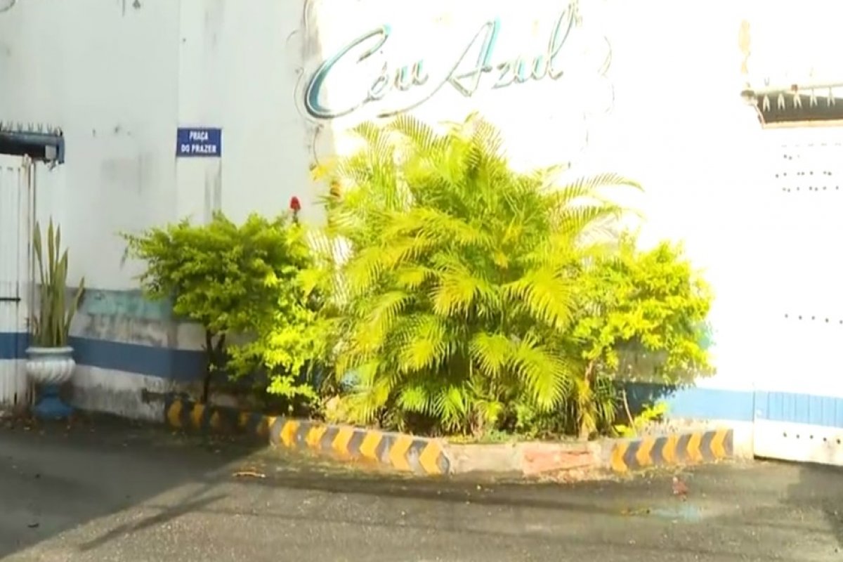 Homem é morto a tiros dentro de motel em Salvador