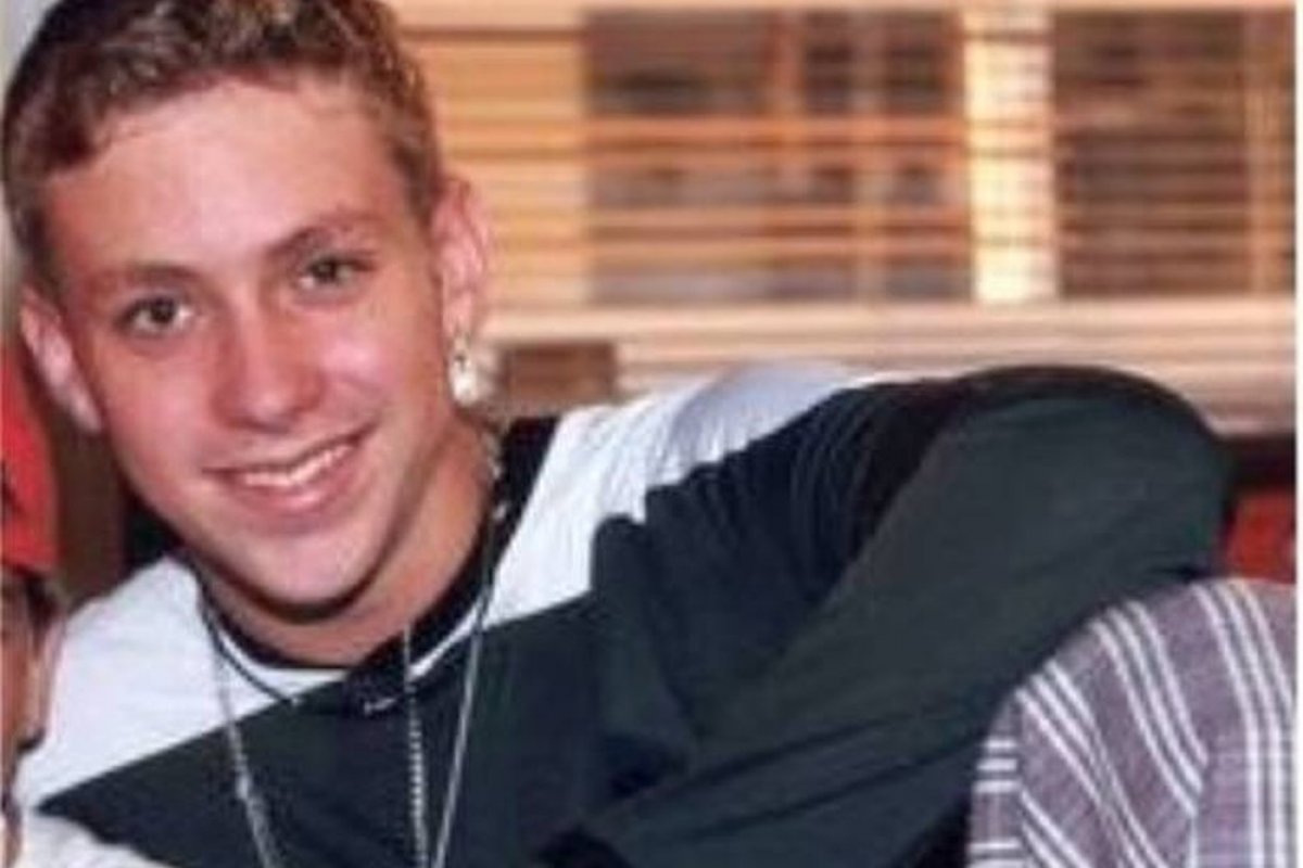 Ator ex-Malhação nega que tenha sido resgatado de cárcere privado em clínica