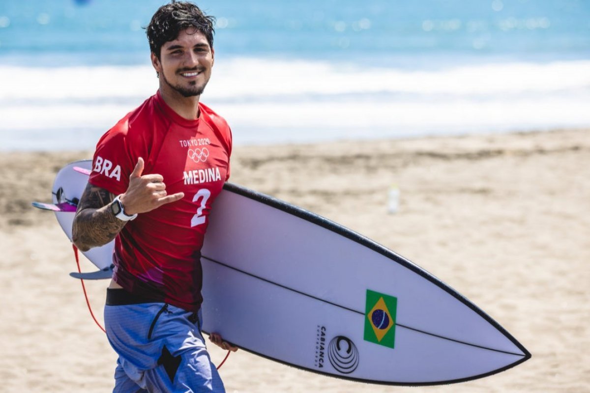 Medina fica fora de etapa do Mundial de Surfe após decidir não tomar vacina
