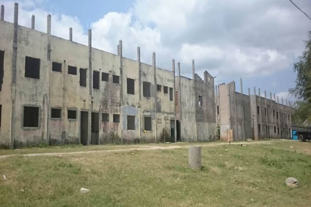 Habitação Mar Azul: com obra parada há 10 anos, Salvador pede auxílio ao governo federal