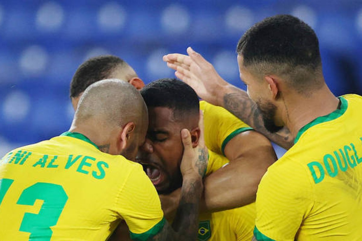 Olimpíadas: Brasil vence Espanha na prorrogação e é bicampeão olímpico no futebol masculino