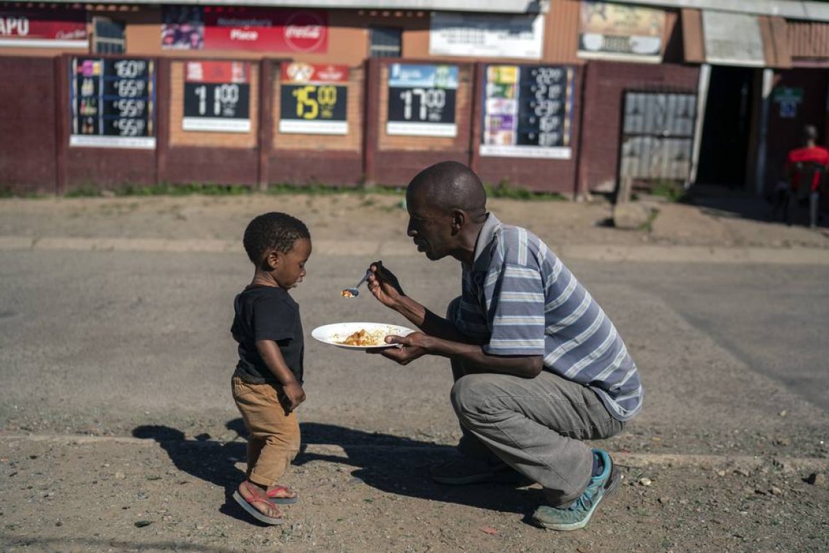 Cerca de 270 milhões de pessoas correm o risco de morrer de fome devido a pandemia de Covid-19 no mundo