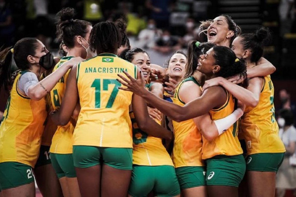 Olimpíadas: Brasil perde para os EUA e é prata no vôlei feminino em Tóquio