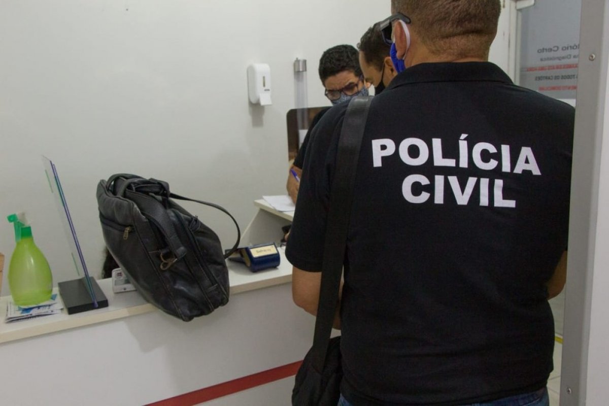 Polícia prende mulher suspeita de furtar celulares em clínica no sudoeste da Bahia