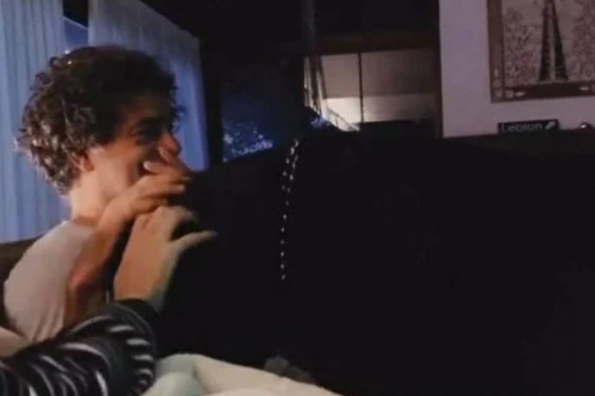 Viva! Ator Eduardo Moscovis recebe alta após contrair Covid-19