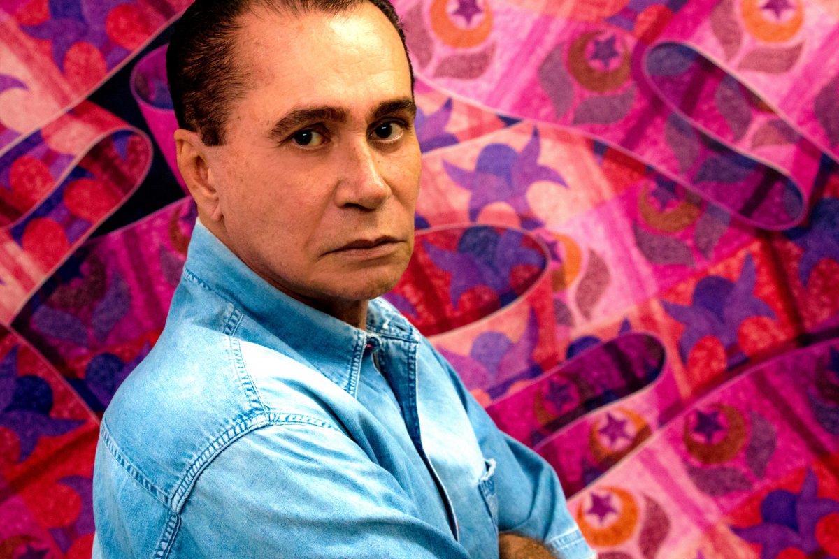 Artista plástico César Romero participa de Mostra Internacional